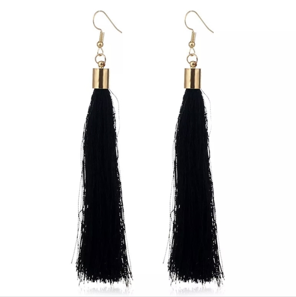 🖤 Black Tassel Earrings - Picture 1 of 2